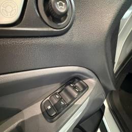 FORD - ECOSPORT 1.6 FREESTYLE 16V FLEX 4P AUTOMÁTICO - 2015/2016 - PRATA - R$ 61.900,00
