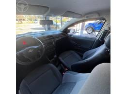 VOLKSWAGEN - VOYAGE 1.0 12V MPI TOTALFLEX TRENDLINE 4P MANUAL - 2017/2017 - BRANCA - R$ 49.900,00
