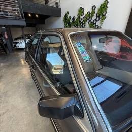 VOLKSWAGEN - SANTANA 2.0 GLS 8V 2P MANUAL - 1988/1989 - MARROM - R$ 40.000,00