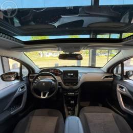 PEUGEOT - 208 1.6 ALLURE 16V FLEX 4P AUTOMÁTICO - 2017/2018 - BRANCA - R$ 62.900,00