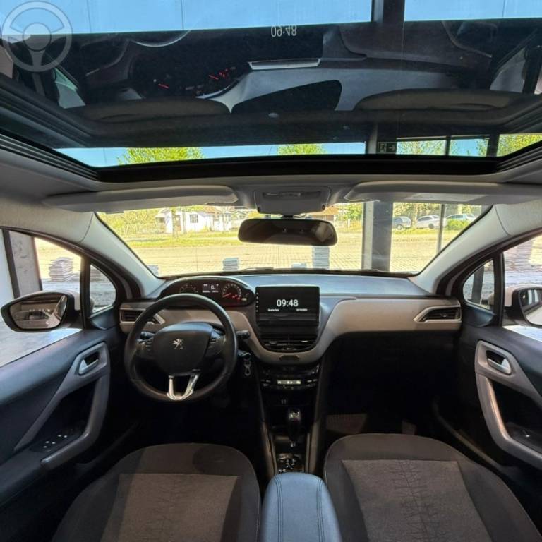 PEUGEOT - 208 1.6 ALLURE 16V FLEX 4P AUTOMÁTICO - 2017/2018 - BRANCA - R$ 62.900,00