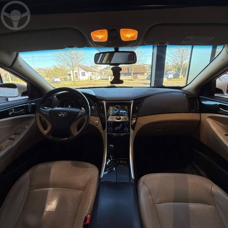 HYUNDAI - SONATA 2.4 MPFI I4 16V 182CV 4P AUTOMÁTICO - 2012/2013 - BRANCA - R$ 79.900,00