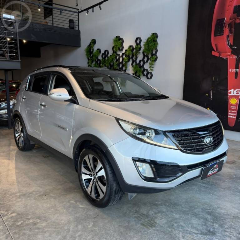 KIA MOTORS - SPORTAGE 2.0 EX 4X2 16V FLEX 4P AUTOMÁTICO - 2013/2014 - PRATA - R$ 84.900,00