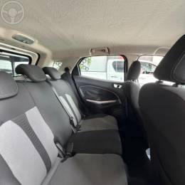 FORD - ECOSPORT 1.6 FREESTYLE 16V FLEX 4P MANUAL - 2013/2014 - BRANCA - R$ 57.900,00