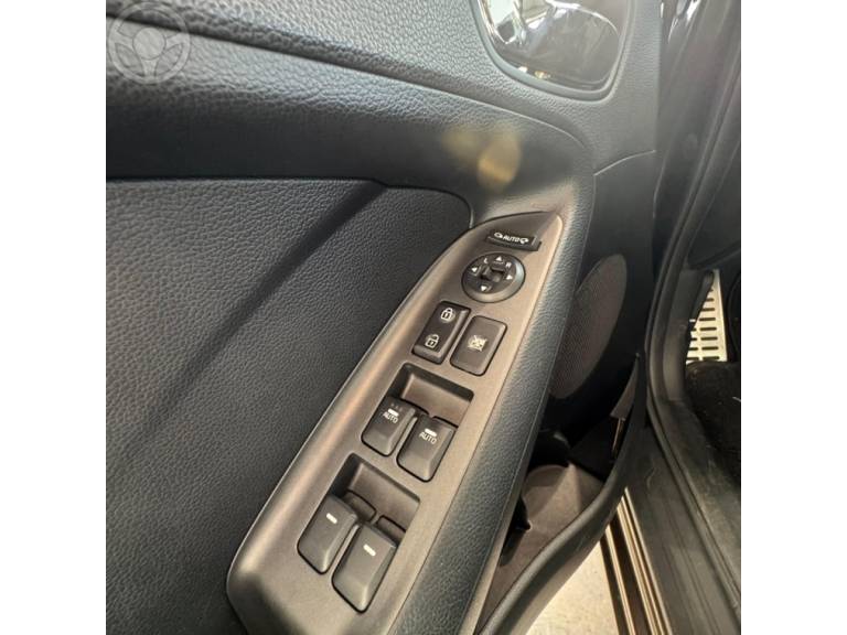 KIA MOTORS - CERATO 1.6 SX 16V FLEX 4P AUTOMÁTICO - 2015/2015 - MARROM - R$ 67.900,00