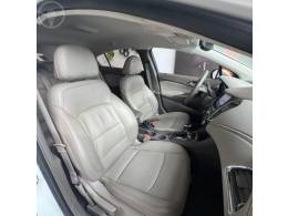 CHEVROLET - CRUZE 1.4 TURBO LTZ 16V FLEX 4P AUTOMÁTICO - 2017/2018 - BRANCA - R$ 89.900,00