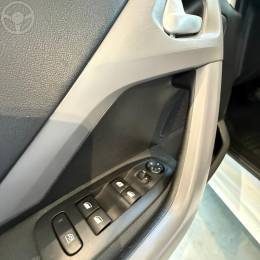 PEUGEOT - 208 1.6 ALLURE 16V FLEX 4P AUTOMÁTICO - 2017/2018 - BRANCA - R$ 62.900,00