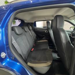 RENAULT - KWID 1.0 12V OUTSIDER FLEX 4P MANUAL - 2022/2023 - AZUL - R$ 67.900,00