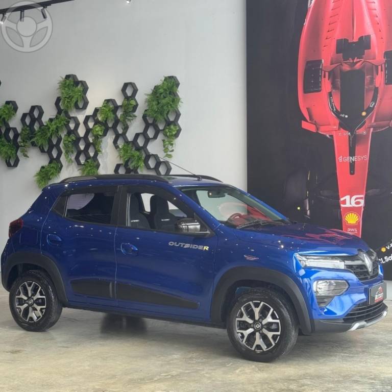 RENAULT - KWID 1.0 12V OUTSIDER FLEX 4P MANUAL - 2022/2023 - AZUL - R$ 67.900,00