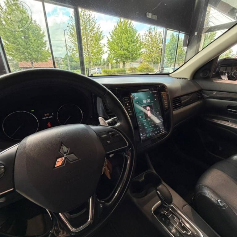 MITSUBISHI - OUTLANDER 2.0 16V 4P AUTOMÁTICO - 2015/2016 - CINZA - R$ 91.900,00