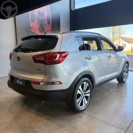 KIA MOTORS - SPORTAGE 2.0 EX 4X2 16V FLEX 4P AUTOMÁTICO - 2013/2014 - PRATA - R$ 86.900,00