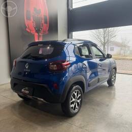 RENAULT - KWID 1.0 12V OUTSIDER FLEX 4P MANUAL - 2022/2023 - AZUL - R$ 67.900,00