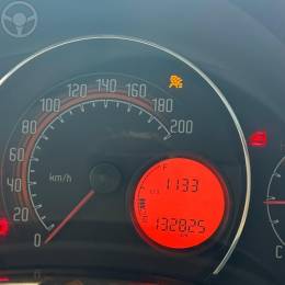 FIAT - UNO 1.4 WAY 8V FLEX 4P MANUAL - 2013/2013 - BRANCA - R$ 38.900,00