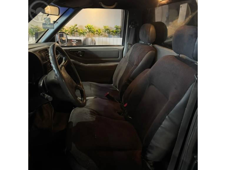 CHEVROLET - S10 2.8 4X2 CS 12V TURBO INTERCOOLER DIESEL 2P MANUAL - 2001/2001 - VERDE - R$ 58.900,00