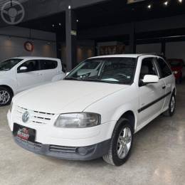 VOLKSWAGEN - GOL 1.0 MI 8V FLEX 2P MANUAL G.IV - 2007/2008 - BRANCA - R$ 22.900,00