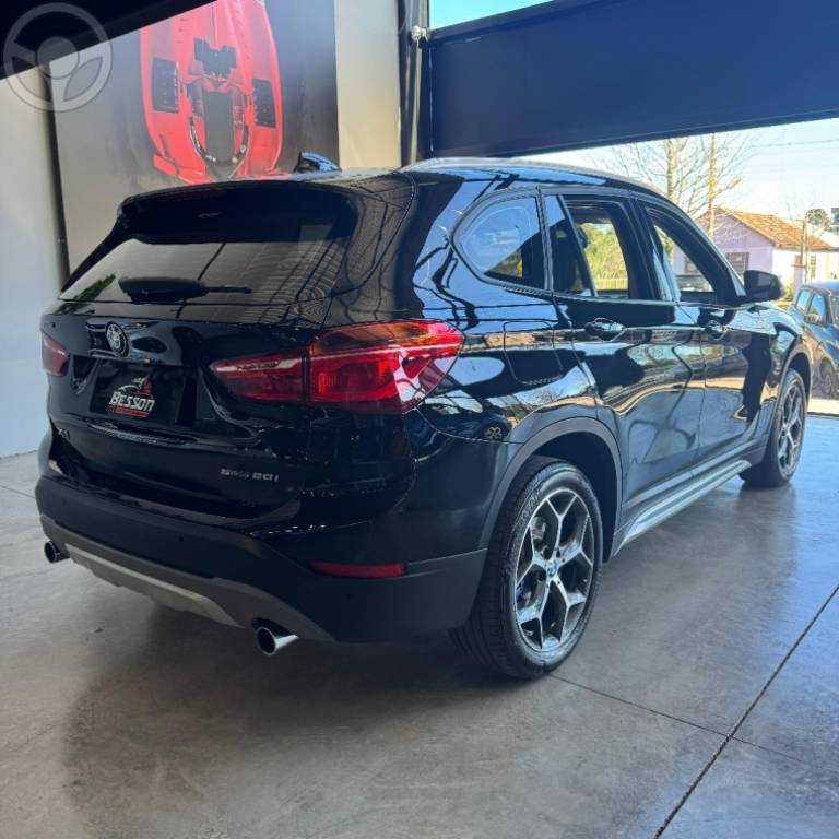 BMW - X1 2.0 16V TURBO ACTIVEFLEX SDRIVE20I X-LINE 4P AUTOMÁTICO - 2019/2019 - PRETA - R$ 149.900,00