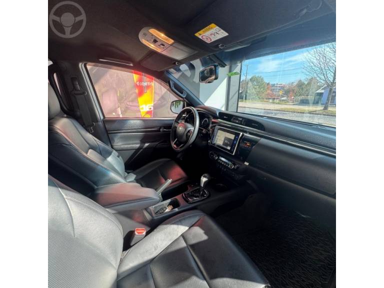 TOYOTA - HILUX 2.8 SRX 4X4 CD 16V DIESEL 4P AUTOMÁTICO - 2018/2019 - BRANCA - R$ 215.000,00