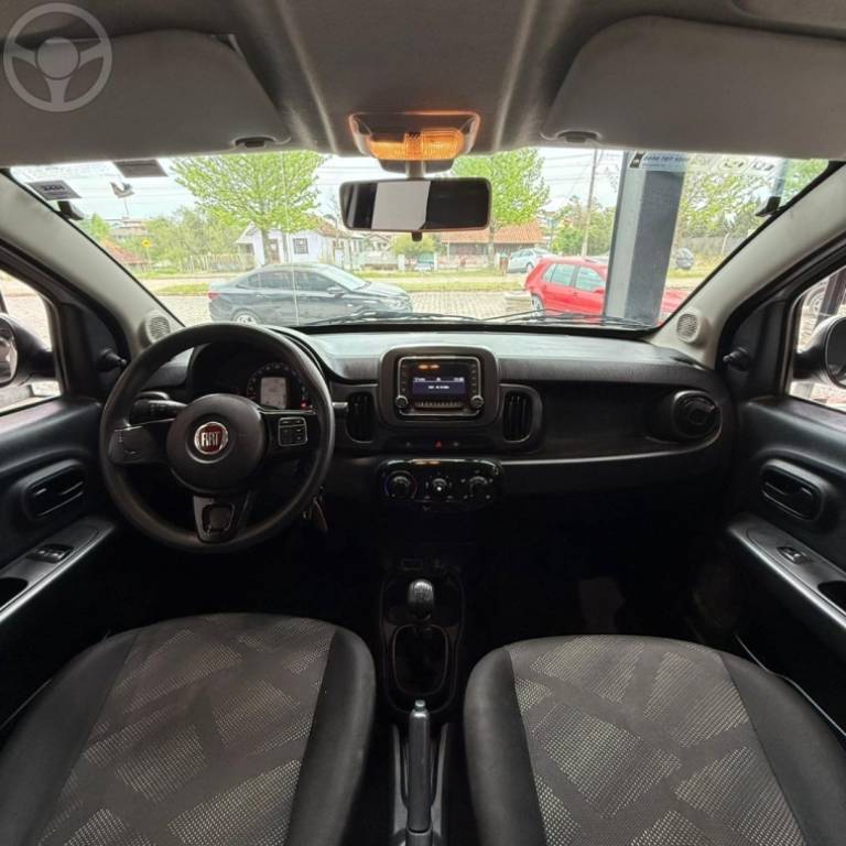 FIAT - MOBI 1.0 8V EVO FLEX LIKE. MANUAL - 2019/2020 - BRANCA - R$ 51.900,00