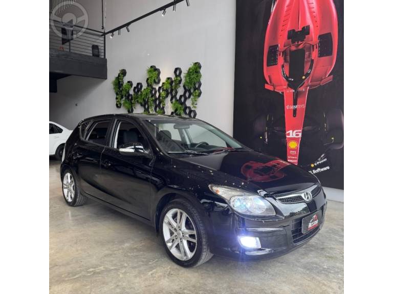HYUNDAI - I30 2.0 MPI 16V 4P MANUAL - 2011/2012 - PRETA - R$ 46.900,00
