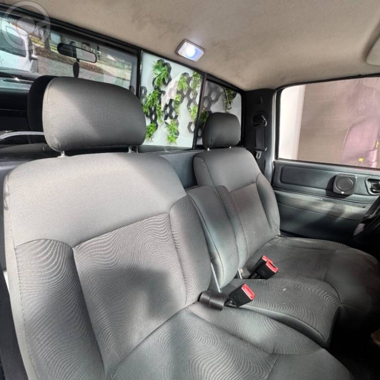 CHEVROLET - S10 2.8 COLINA 4X4 CS 12V TURBO ELECTRONIC INTERCOOLER DIESEL 2P MANUAL - 2010/2010 - BRANCA - R$ 84.900,00