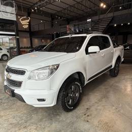 CHEVROLET - S10 2.5 LT 4X4 CD 16V FLEX 4P MANUAL - 2015/2015 - BRANCA - R$ 95.900,00