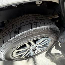 TOYOTA - HILUX 2.8 SRX 4X4 CD 16V DIESEL 4P AUTOMÁTICO - 2016/2016 - BRANCA - R$ 179.900,00