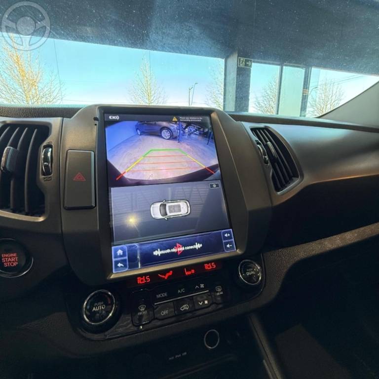 KIA MOTORS - SPORTAGE 2.0 EX 4X2 16V FLEX 4P AUTOMÁTICO - 2013/2014 - PRATA - R$ 86.900,00