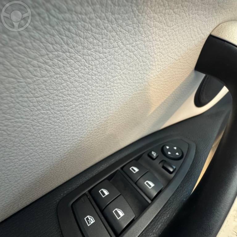 BMW - X1 2.0 16V TURBO ACTIVEFLEX SDRIVE20I X-LINE 4P AUTOMÁTICO - 2019/2019 - PRETA - R$ 149.900,00