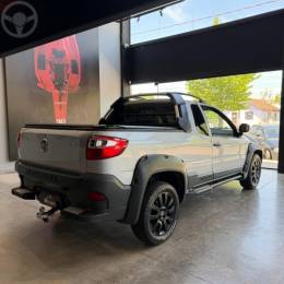 FIAT - STRADA 1.8 MPI ADVENTURE CE 16V FLEX 2P MANUAL - 2014/2014 - PRATA - R$ 59.900,00