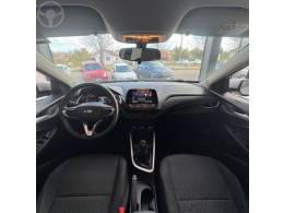 CHEVROLET - ONIX 1.0 LTZ 12V TURBO FLEX 4P MANUAL - 2020/2020 - PRATA - R$ 67.900,00