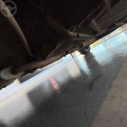 VOLKSWAGEN - SANTANA 2.0 GLS 8V 2P MANUAL - 1988/1989 - MARROM - R$ 40.000,00