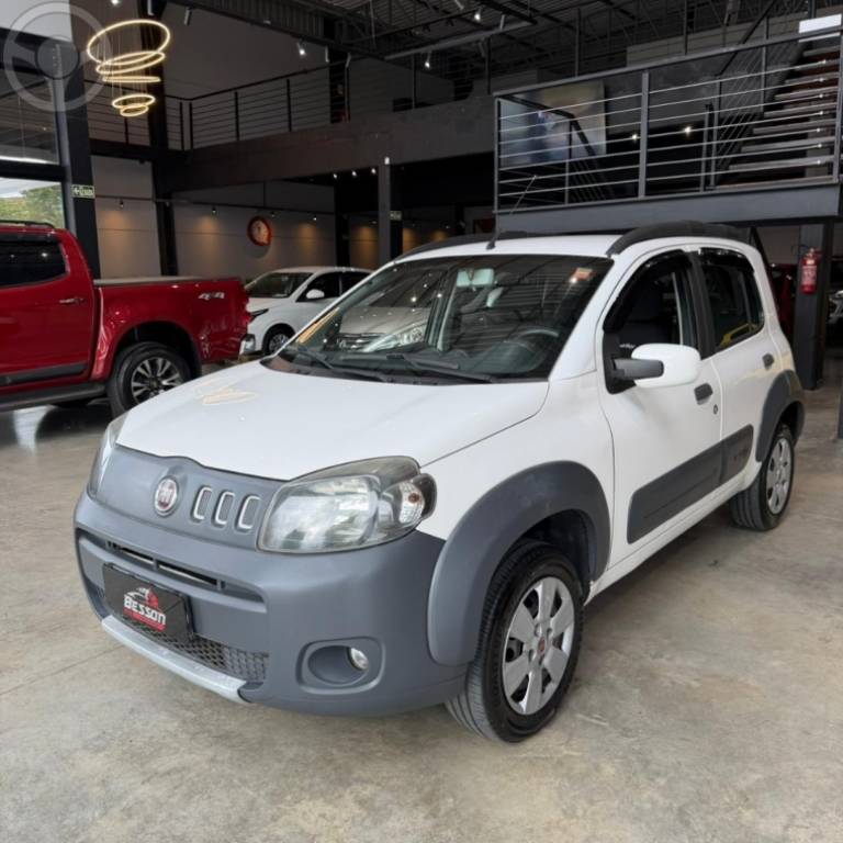 FIAT - UNO 1.0 EVO WAY 8V FLEX 4P MANUAL - 2012/2013 - BRANCA - R$ 37.900,00