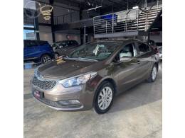 KIA MOTORS - CERATO 1.6 SX 16V FLEX 4P AUTOMÁTICO - 2015/2015 - MARROM - R$ 67.900,00