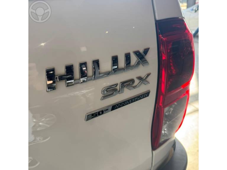 TOYOTA - HILUX 2.8 SRX 4X4 CD 16V DIESEL 4P AUTOMÁTICO - 2018/2019 - BRANCA - R$ 215.000,00
