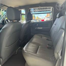 TOYOTA - HILUX 2.7 SRV 4X4 CD 16V FLEX 4P AUTOMÁTICO - 2014/2014 - PRATA - R$ 129.000,00