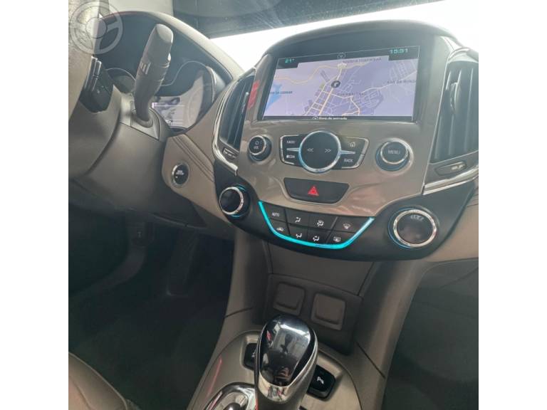 CHEVROLET - CRUZE 1.4 TURBO LTZ 16V FLEX 4P AUTOMÁTICO - 2017/2018 - BRANCA - R$ 89.900,00