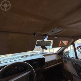 VOLKSWAGEN - SANTANA 2.0 GLS 8V 2P MANUAL - 1988/1989 - MARROM - R$ 40.000,00