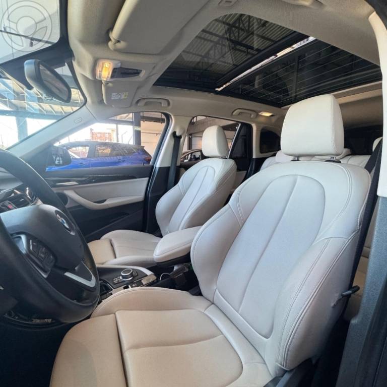 BMW - X1 2.0 16V TURBO ACTIVEFLEX SDRIVE20I X-LINE 4P AUTOMÁTICO - 2019/2019 - PRETA - R$ 149.900,00
