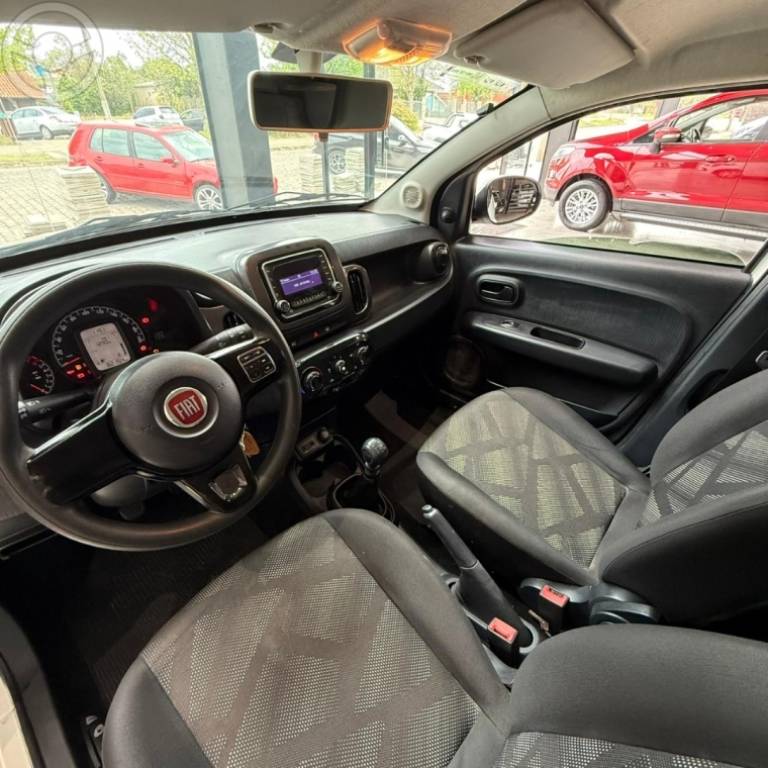FIAT - MOBI 1.0 8V EVO FLEX LIKE. MANUAL - 2019/2020 - BRANCA - R$ 51.900,00