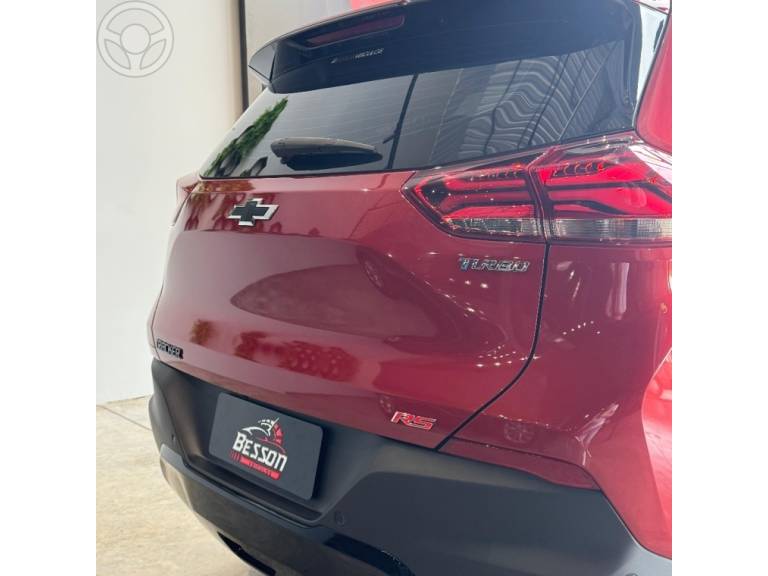 CHEVROLET - TRACKER 1.2 12V RS TURBO FLEX 4P AUTOMÁTICO - 2023/2024 - VERMELHA - R$ 136.900,00