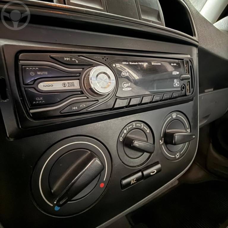 VOLKSWAGEN - GOL 1.0 MI 8V FLEX 2P MANUAL G.IV - 2007/2008 - BRANCA - R$ 22.900,00