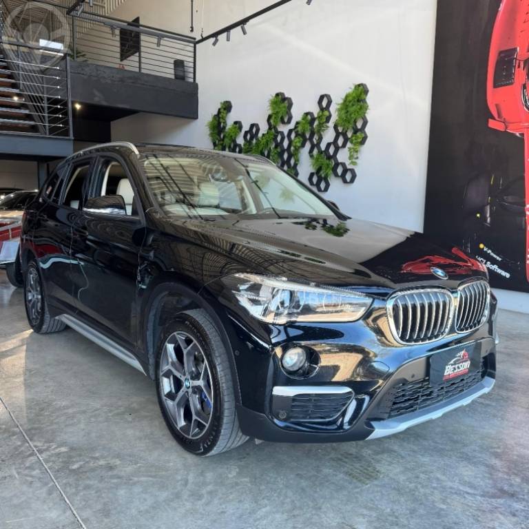 BMW - X1 2.0 16V TURBO ACTIVEFLEX SDRIVE20I X-LINE 4P AUTOMÁTICO - 2019/2019 - PRETA - R$ 149.900,00