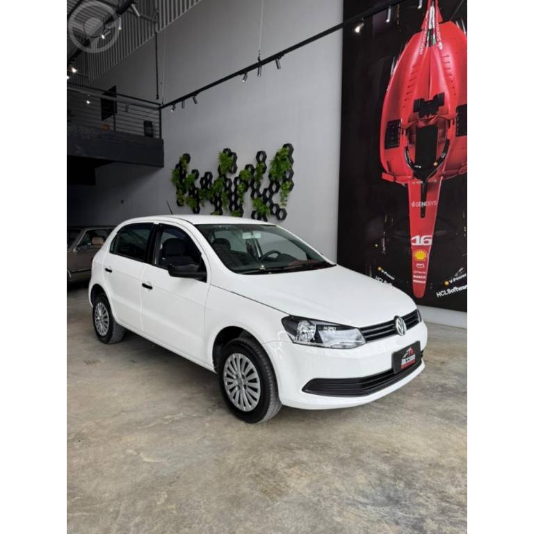 VOLKSWAGEN - GOL 1.0 MI CITY 8V FLEX 4P MANUAL - 2014/2015 - BRANCA - R$ 43.900,00