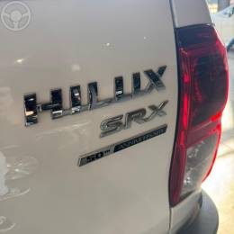 TOYOTA - HILUX 2.8 SRX 4X4 CD 16V DIESEL 4P AUTOMÁTICO - 2018/2019 - BRANCA - R$ 215.000,00