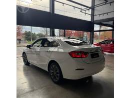 CHEVROLET - CRUZE 1.4 TURBO LTZ 16V FLEX 4P AUTOMÁTICO - 2017/2018 - BRANCA - R$ 89.900,00