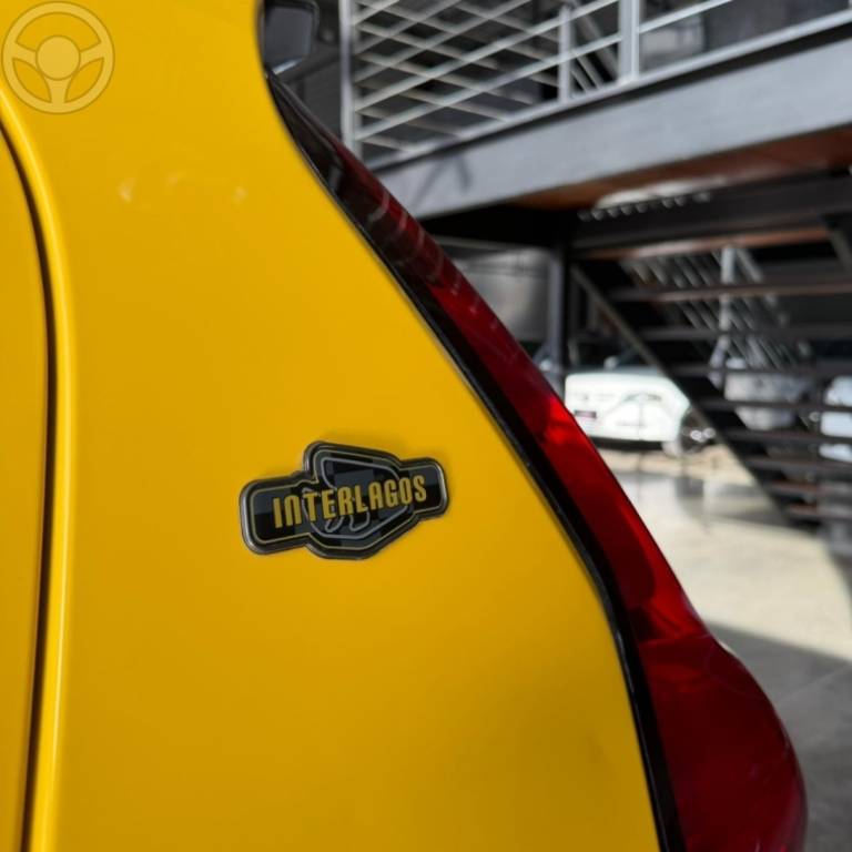 FIAT - PALIO 1.6 MPI SPORTING 16V FLEX 4P MANUAL - 2013/2013 - AMARELA - R$ 45.900,00