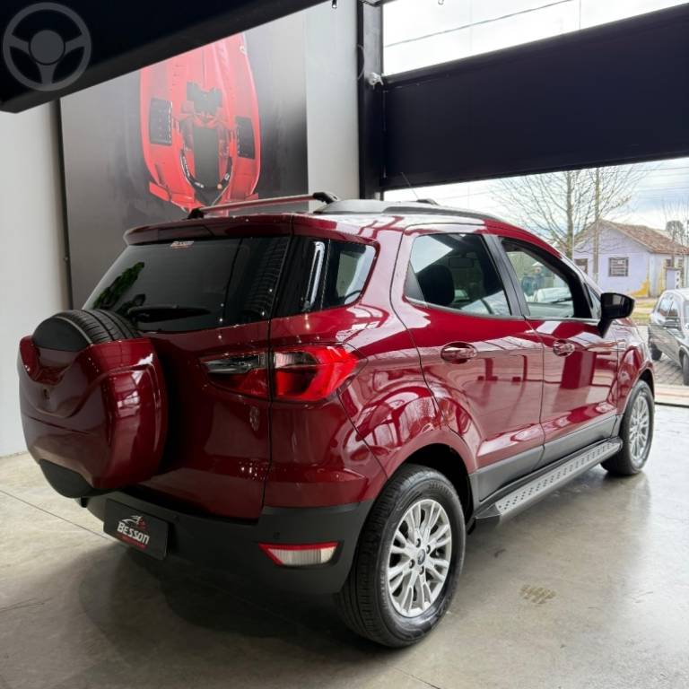 FORD - ECOSPORT 1.6 SE 16V FLEX 4P MANUAL - 2014/2015 - VERMELHA - R$ 64.900,00