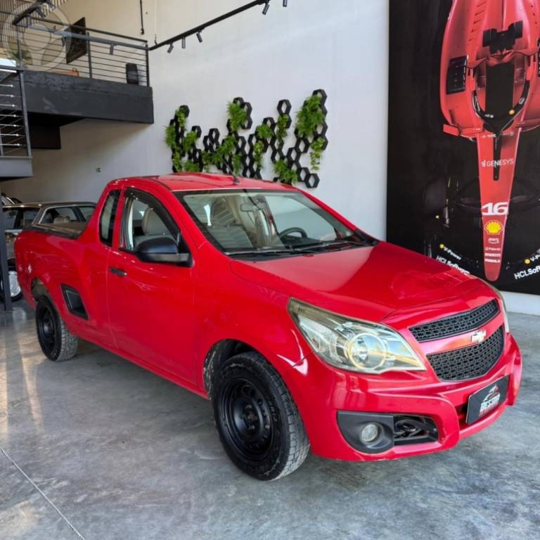CHEVROLET - MONTANA 1.4 MPFI LS CS 8V FLEX 2P MANUAL - 2013/2014 - VERMELHA - R$ 44.900,00