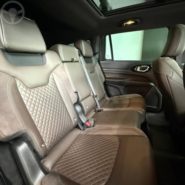 JEEP - COMMANDER 2.0 LIMITED TD380 16V 4X4 TURBO DIESEL 4P AUTOMÁTICO - 2022/2022 - BRANCA - R$ 199.900,00