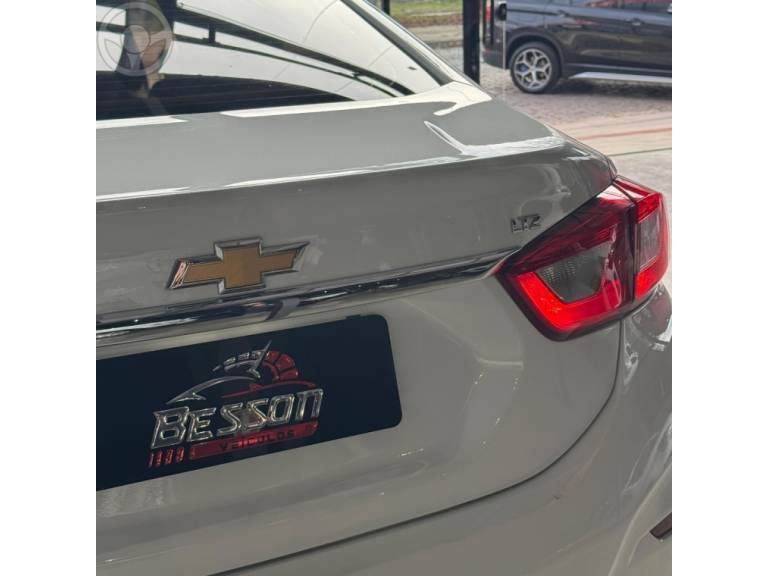 CHEVROLET - CRUZE 1.4 TURBO LTZ 16V FLEX 4P AUTOMÁTICO - 2017/2018 - BRANCA - R$ 89.900,00